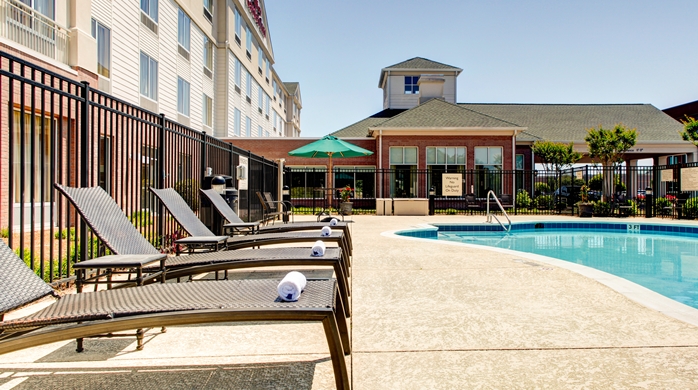 Imagen de la piscina del Hotel Hilton Garden Inn Wilmington Mayfaire Town Center. Foto 8