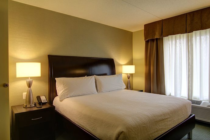Imagen de la habitación del Hotel Hilton Garden Inn Woodbridge. Foto 7