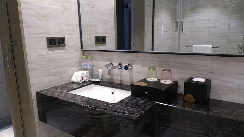 Imagen de la habitación del Hotel Hilton Garden Inn Wuhan Hankou. Foto 9