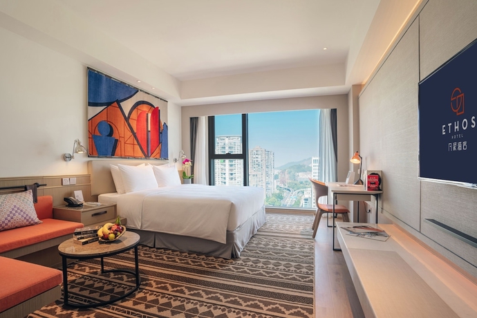 Imagen de la habitación del Hotel Hilton Garden Inn Xiamen Bailuzhou Park. Foto 4