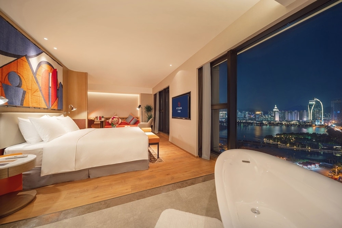 Imagen de la habitación del Hotel Hilton Garden Inn Xiamen Bailuzhou Park. Foto 9
