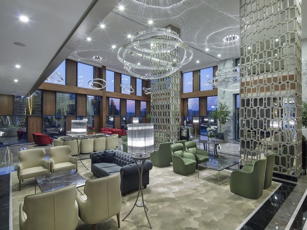 Imagen de los interiores del Hotel Hilton Garden Inn Yalova. Foto 19