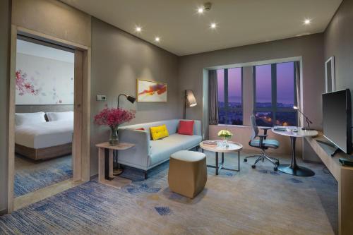 Imagen general del Hotel Hilton Garden Inn Zhongshan Guzhen. Foto 2