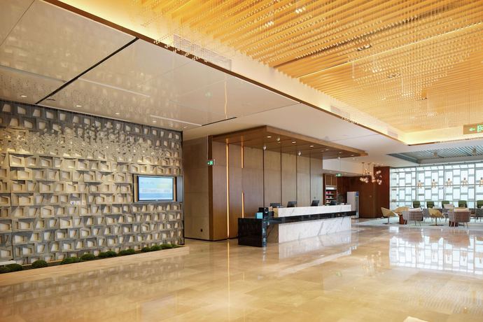 Imagen de los interiores del Hotel Hilton Garden Inn Zhuhai Hengqin. Foto 18