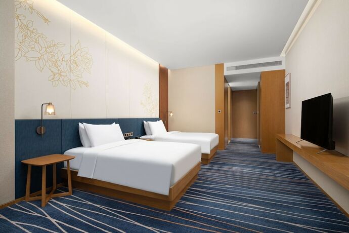 Imagen de la habitación del Hotel Hilton Garden Inn Zibo Zhangdian. Foto 12