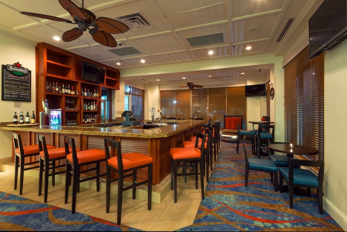 Imagen del bar/restaurante del Hotel Hilton Garden Inn at SeaWorld. Foto 5