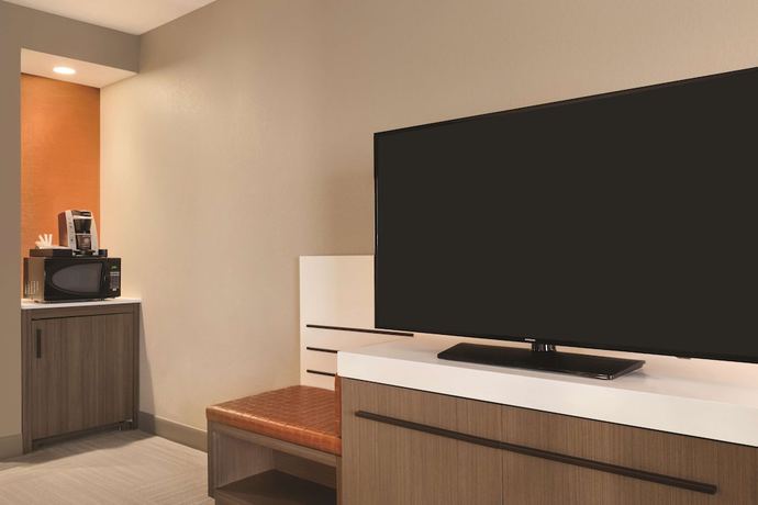 Imagen de la habitación del Hotel Hilton Garden Phoenix Tempe, University Research Park. Foto 15