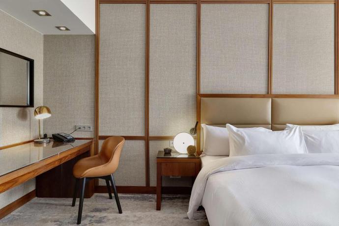 Imagen de la habitación del Hotel Hilton Gdansk. Foto 9