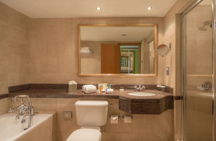 Imagen de la habitación del Hotel Hilton Glasgow. Foto 7