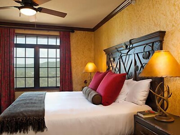 Imagen de la habitación del Hotel Hilton Grand Vac Club Wilderness Club at Big Cedar Ridgedale. Foto 13