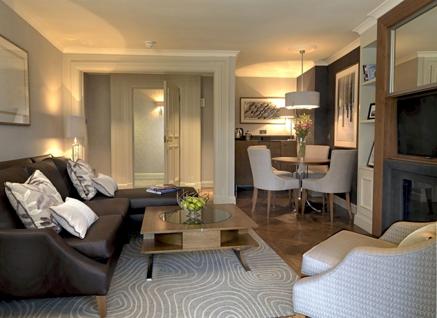 Imagen de los interiores del Hotel Hilton Grand Vacations Club Craigendarroch Suites Scotland. Foto 11