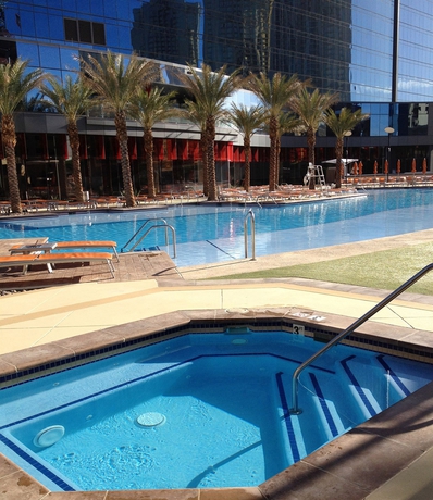 Imagen de los exteriores del Hotel Hilton Grand Vacations Club Elara Center Strip Las Vegas. Foto 9