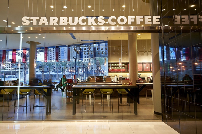 Imagen del bar/restaurante del Hotel Hilton Grand Vacations Club Elara Center Strip Las Vegas. Foto 3