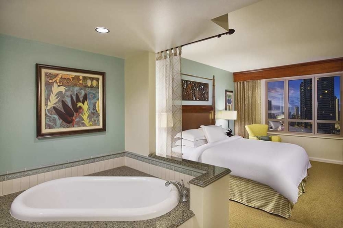 Imagen de la habitación del Hotel Hilton Grand Vacations Club Grand Waikikian Honolulu. Foto 5