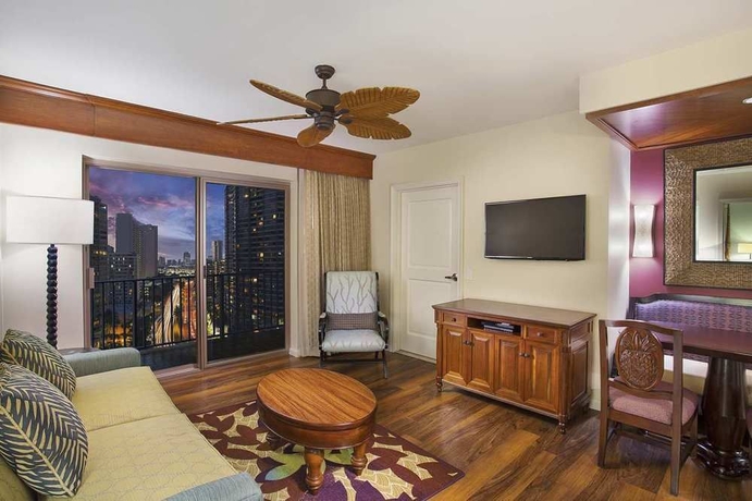 Imagen de los interiores del Hotel Hilton Grand Vacations Club Grand Waikikian Honolulu. Foto 15