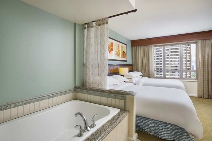 Imagen de la habitación del Hotel Hilton Grand Vacations Club Grand Waikikian Honolulu. Foto 7