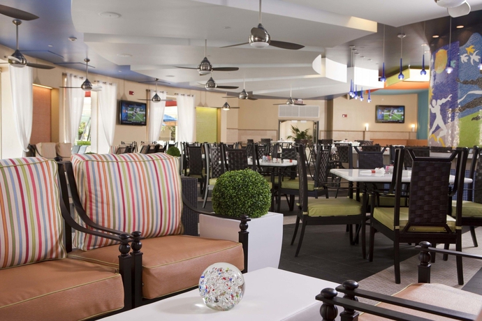 Imagen del bar/restaurante del Hotel Hilton Grand Vacations Club Parc Soleil Orlando. Foto 6
