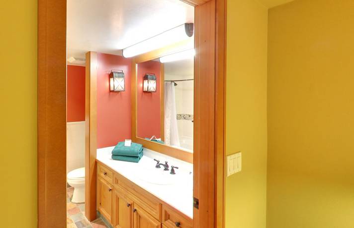 Imagen de la habitación del Hotel Hilton Grand Vacations Club Whistler. Foto 2