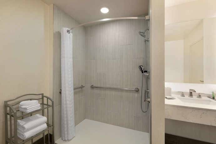 Imagen de la habitación del Hotel Hilton Greenville. Foto 7