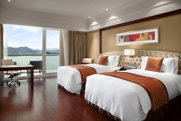 Imagen de la habitación del Hotel Hilton Hangzhou Qiandao Lake Resort. Foto 8