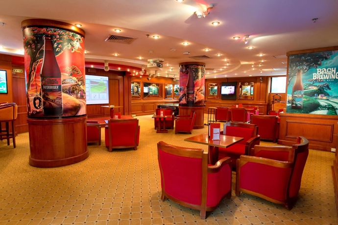 Imagen del bar/restaurante del Hotel Hilton Hanoi Opera. Foto 2