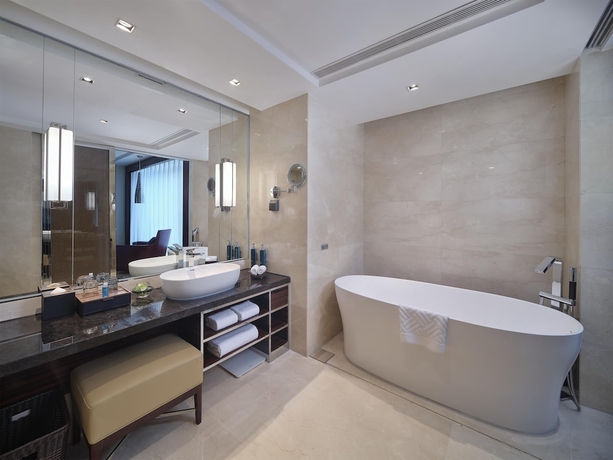 Imagen de la habitación del Hotel Hilton Harbin Exhibition Center. Foto 9