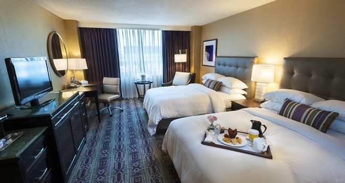 Imagen de la habitación del Hotel Hilton Harrisburg. Foto 2