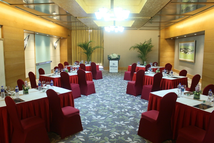 Imagen de los interiores del Hotel Hilton Hefei. Foto 11