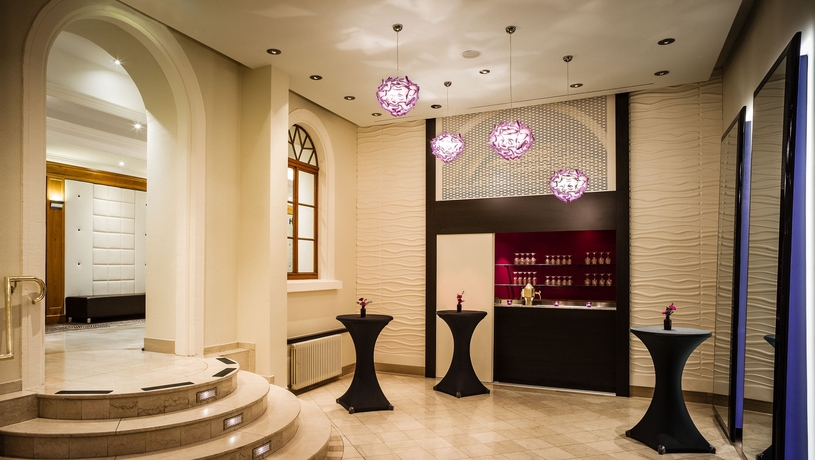 Imagen de los interiores del Hotel Hilton Heidelberg. Foto 13