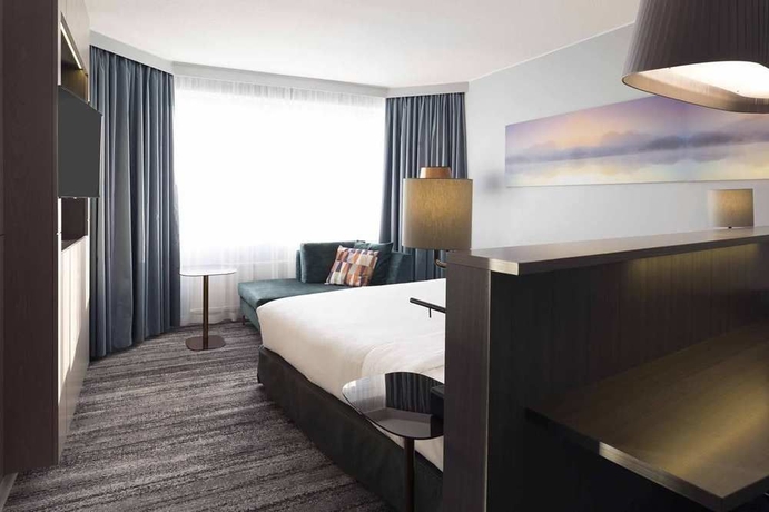 Imagen de la habitación del Hotel Hilton Helsinki Strand. Foto 4