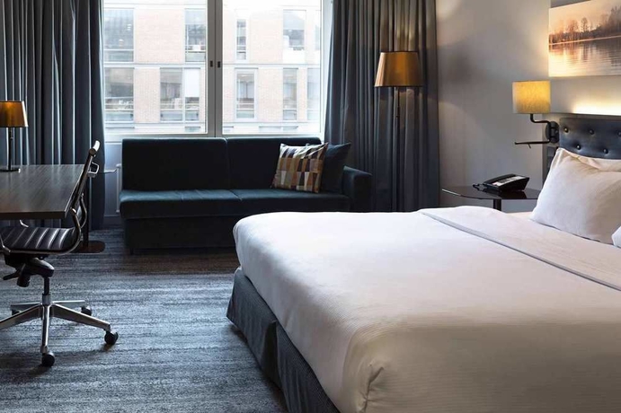 Imagen de la habitación del Hotel Hilton Helsinki Strand. Foto 5