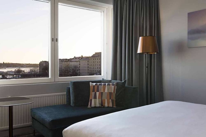 Imagen de la habitación del Hotel Hilton Helsinki Strand. Foto 8