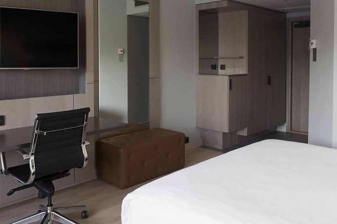 Imagen de la habitación del Hotel Hilton Helsinki Strand. Foto 15