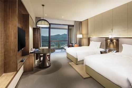 Imagen general del Hotel Hilton Huizhou Longmen Resort. Foto 4