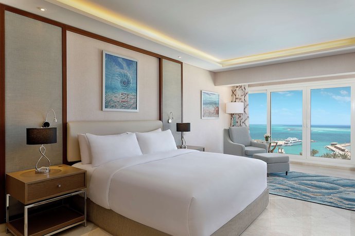 Imagen de la habitación del Hotel Hilton Hurghada Plaza. Foto 14