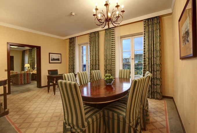 Imagen de la habitación del Hotel Hilton Imperial Dubrovnik. Foto 7