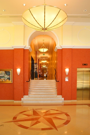 Imagen de los interiores del Hotel Hilton Imperial Dubrovnik. Foto 15