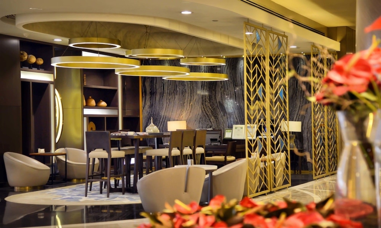 Imagen de los interiores del Hotel Hilton Istanbul Kozyatagi. Foto 13