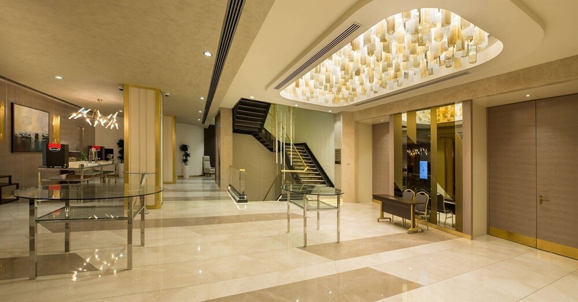 Imagen de los interiores del Hotel Hilton Istanbul Kozyatagi. Foto 17