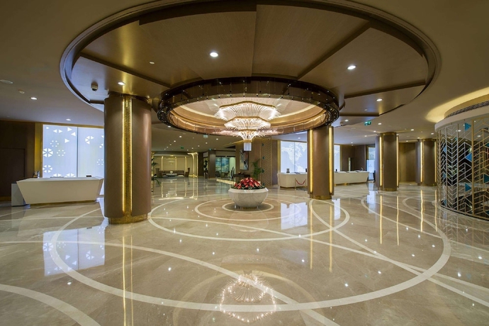 Imagen de los interiores del Hotel Hilton Istanbul Kozyatagi. Foto 19