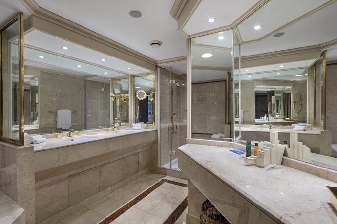 Imagen de la habitación del Hotel Hilton Izmir. Foto 11