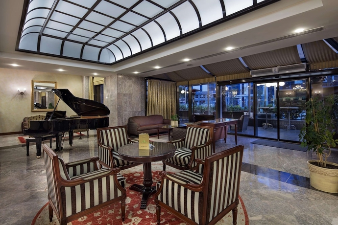 Imagen de los interiores del Hotel Hilton Izmir. Foto 19