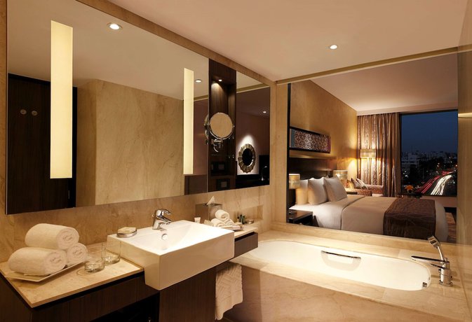 Imagen de la habitación del Hotel Hilton Jaipur. Foto 8