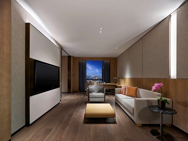 Imagen de la habitación del Hotel Hilton Jiaxing. Foto 5