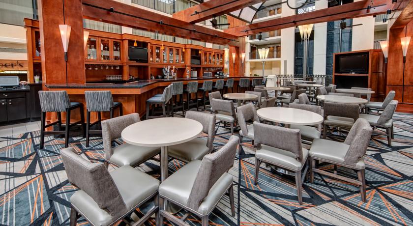 Imagen general del Hotel Hilton Knoxville Airport. Foto 16
