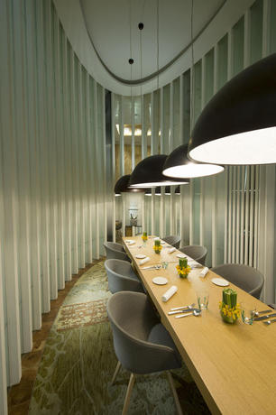 Imagen del bar/restaurante del Hotel Hilton Kuala Lumpur. Foto 3