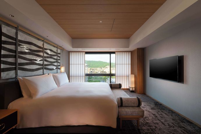 Imagen de la habitación del Hotel Hilton Kyoto. Foto 14