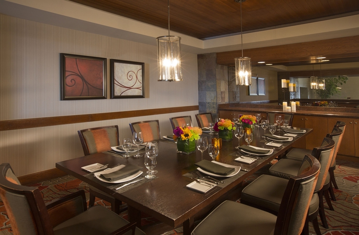 Imagen del bar/restaurante del Hotel Hilton La Jolla Torrey Pines. Foto 2