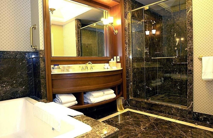 Imagen de la habitación del Hotel Hilton Lac-leamy. Foto 3
