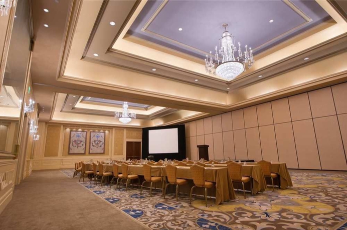 Imagen de los interiores del Hotel Hilton Lake Las Vegas Resort and Spa. Foto 6